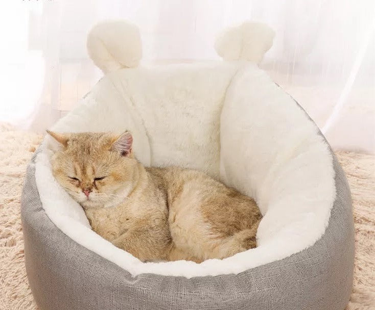Cat Sleeping Bag Bed - Cozy Enclosed Cave for Cats (Grey, Medium)